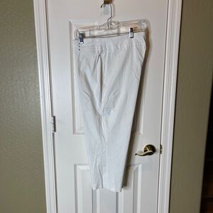 JM Collection Lightweight Cotton Blend Capri Pants